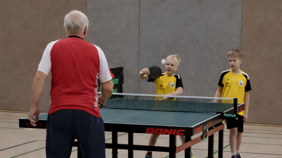 Tischtennis SV Hohenm&ouml;lsen &ndash; Banner